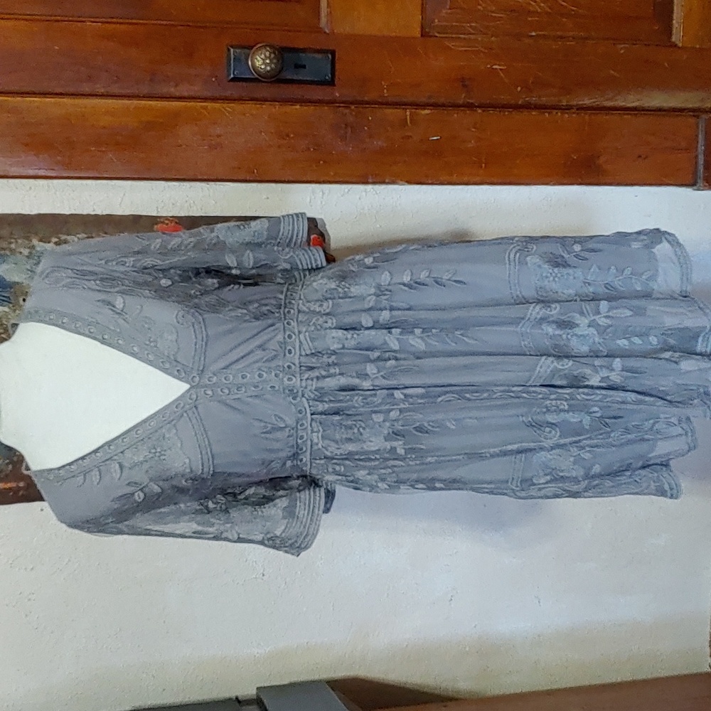 Haute Monde lace overlay, grey, bohemian mid length dress.  Size Med